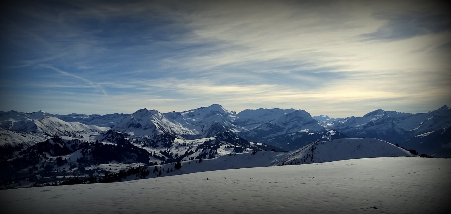 a-gstaad-ski-touring.jpg